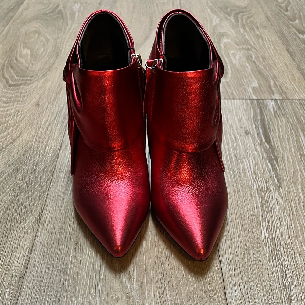 PAIGE Catrine Ankle Booties Red
Chrome Metallic Leather Pointed